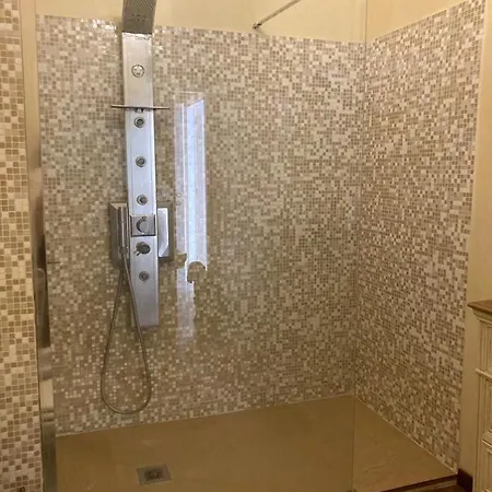 Проживание в семье In Pieno Centro A Due Passi Da Piazza Maggiore