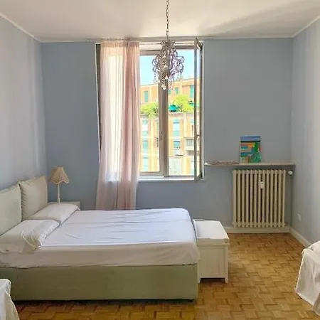 Homestay In Pieno Centro A Due Passi Da Piazza Maggiore *
